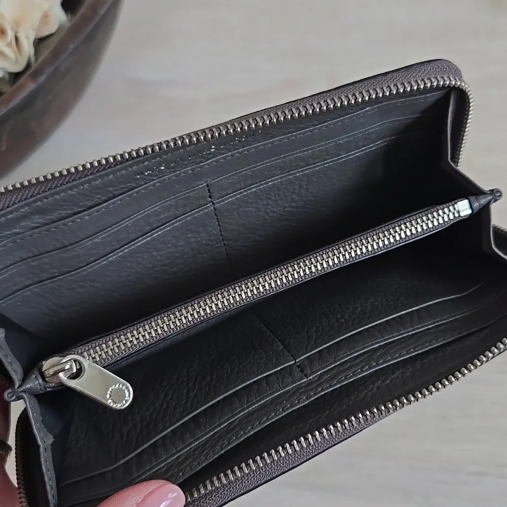 Marc By Marc Jacobs Pebbled Leather Zip Around Wallet-Gray